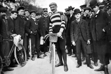 Jeden ze čtveřice diskvalifikovaných Hippolyte Aucouturier