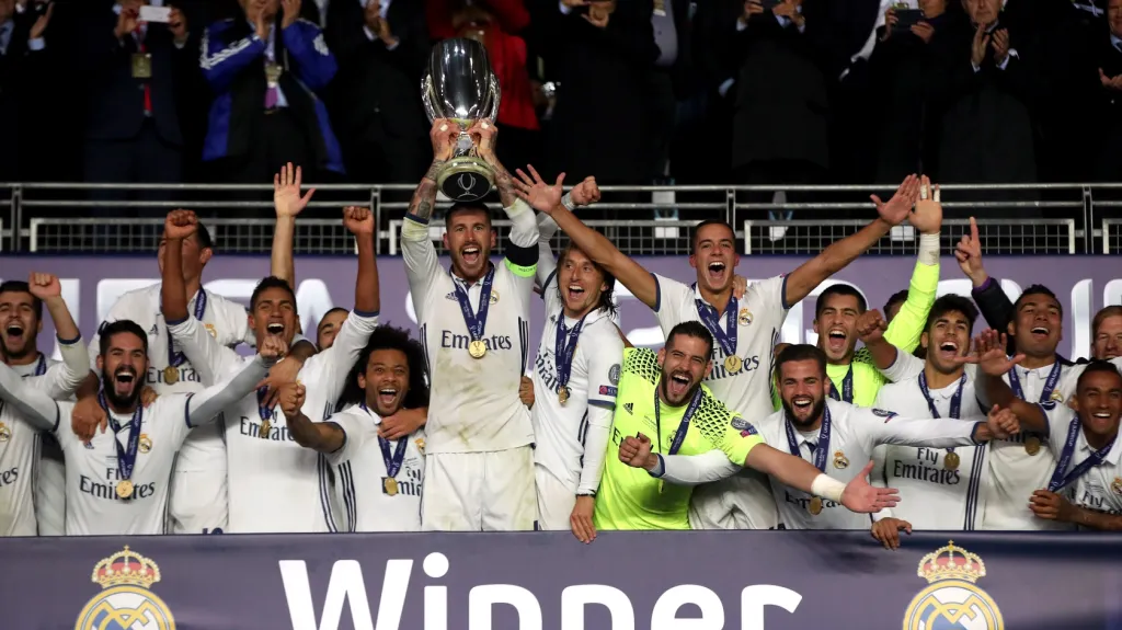 Real Madrid slaví vítězství v Superpoháru