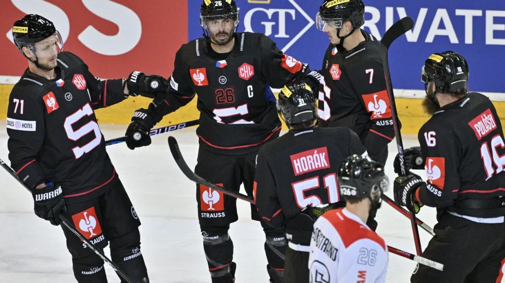 Radost hokejistů Sparty v utkání Ligy mistrů