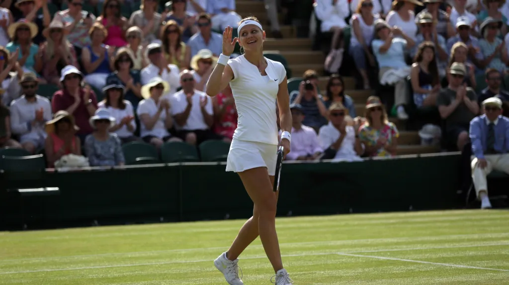 Slavící Lucie Šafářová na Wimbledonu