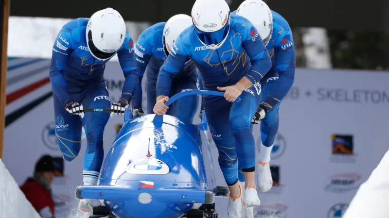 Ve Winterbergu se na trůn vrátil Friedrich, Dvořák byl osmý