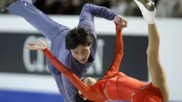 Juko Kavagutiová a Alexandr Smirnov