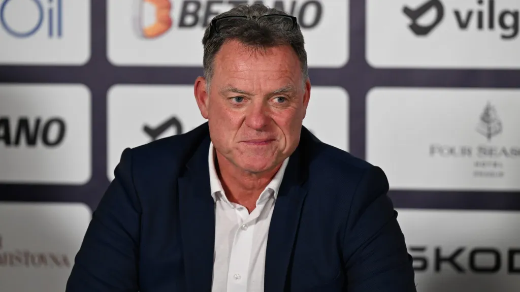 Trenér české hokejové reprezentace Radim Rulík