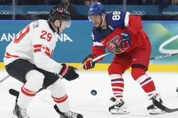 Co neminout ve středu: Hokejisty čeká repete s Kanadou, biatlonistky štafeta