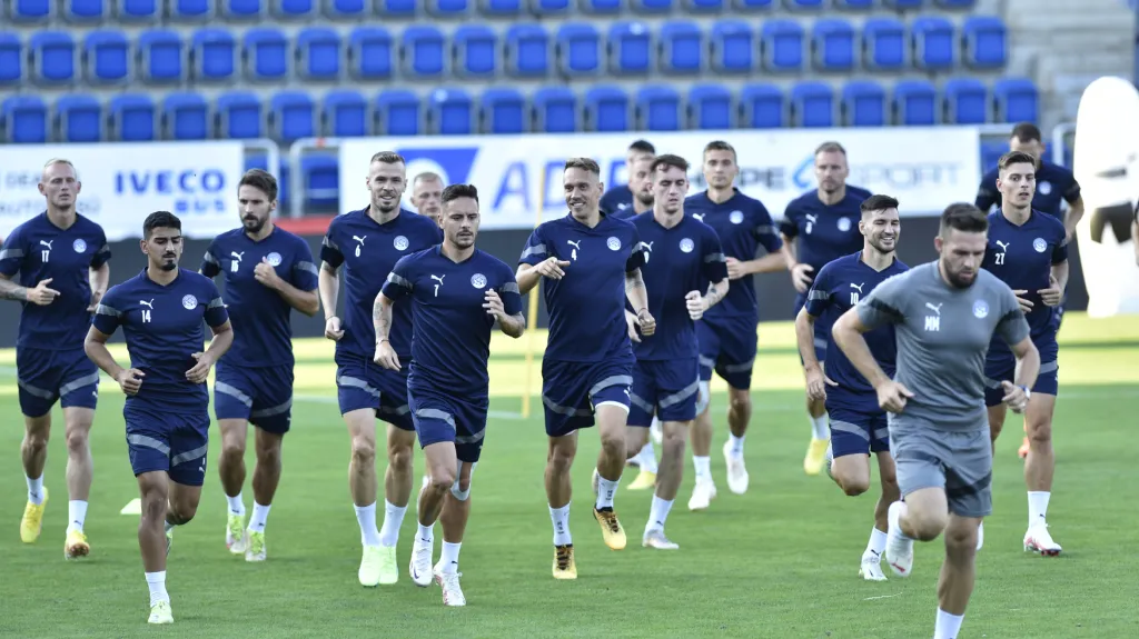Fotbalisté Slovácka vpředvečer zápasu s AIK Stockholm