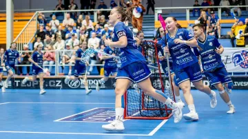 Extraliga florbalistek pokračovala ostravským derby