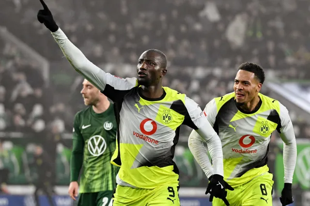 Guirassy zařídil výhru Dortmundu nad Wolfsburgem. Leverkusen jen remizoval