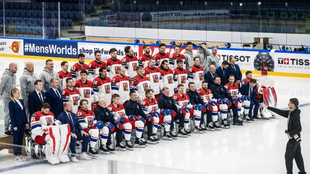 Česká reprezentace během oficiálního focení