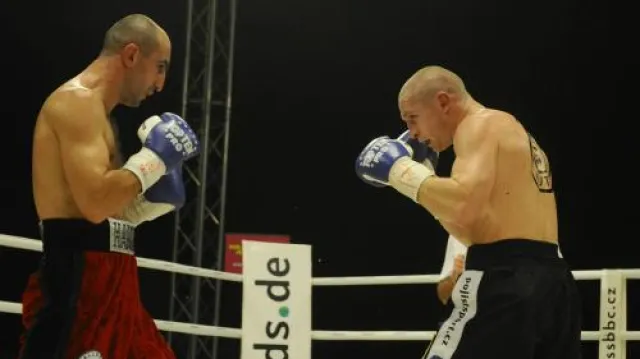 Boxer Konečný se dal na trénování