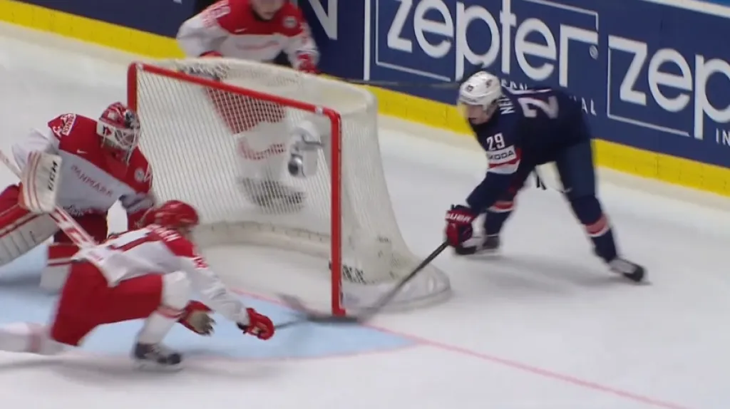 Gól v utkání USA - Dánsko: Nelson - 1:0 (28. min.)