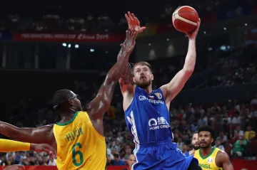 Patrik Auda v akci v utkání proti Brazílii