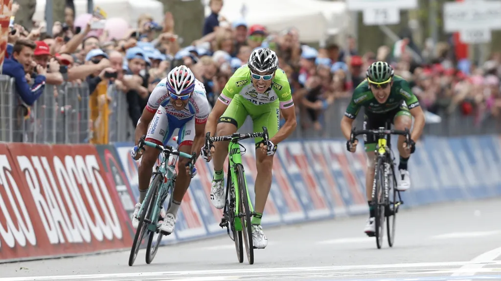 Finiš třinácté etapy