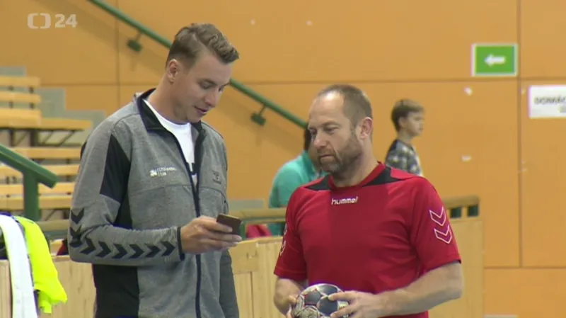 Jícha si poranil koleno a reprezentaci proti Makedonii nepomůže