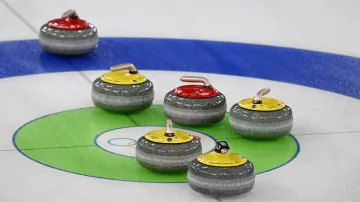 Záznam curlingu mužů Česko – Kanada