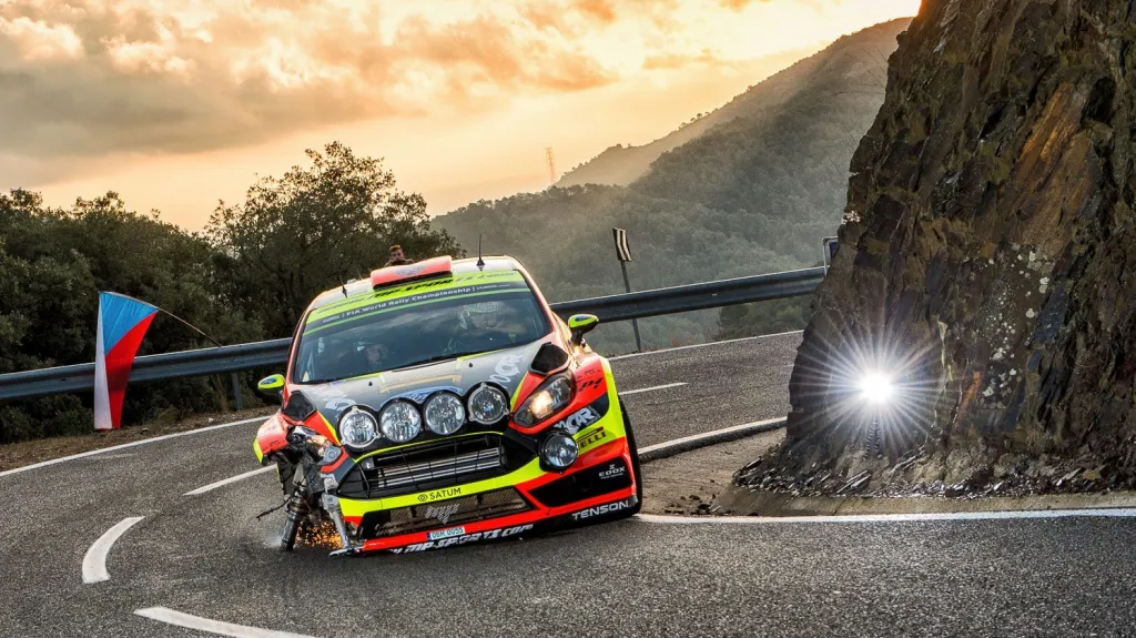 Martin Prokop během Katalánské rallye urval kolo, ale do cíle dojel