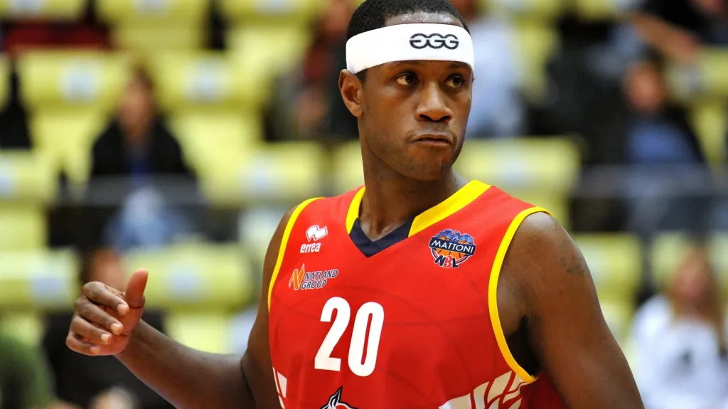 Levell Sanders z Pardubic