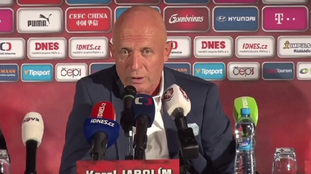Trenér Karel Jarolím