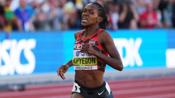 Ve finále na 1500 metrů zvítězila Kipyegonová