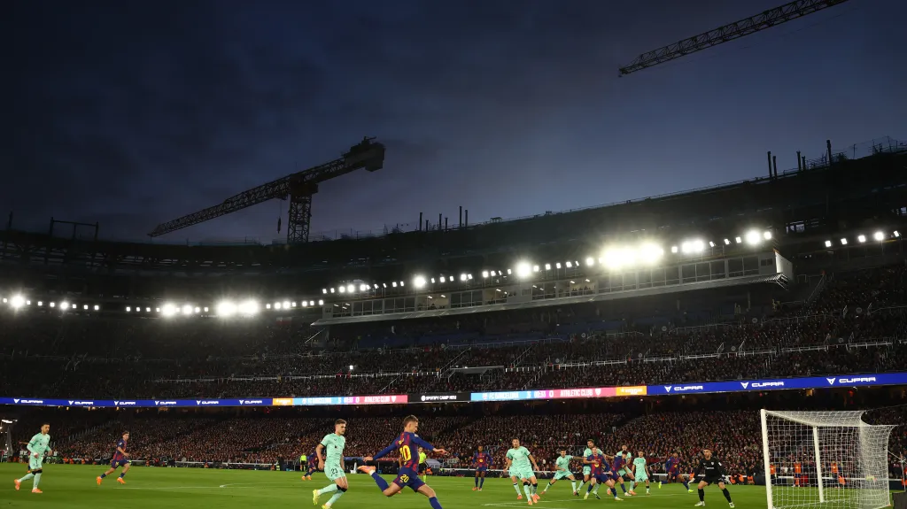 První zápas Barcelony na zrekonstruovaném Nou Campu