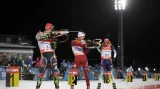 První střelba v hromadném závodě mužů v Oberhofu