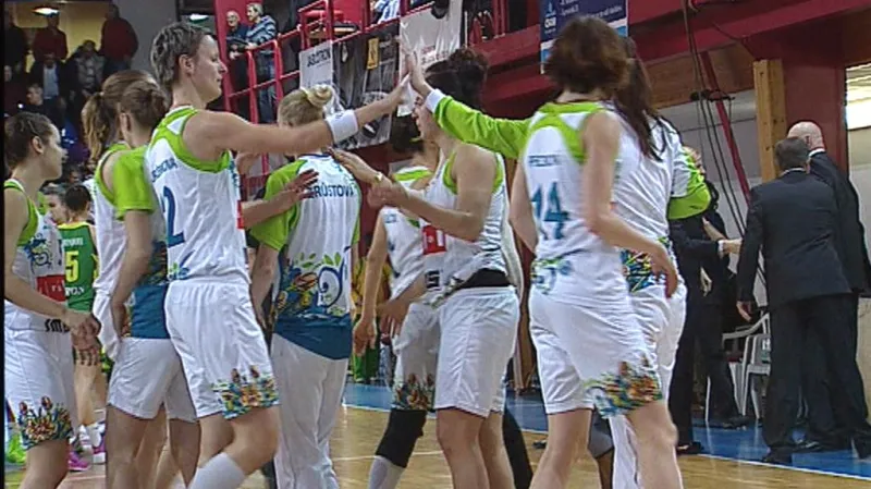 Sestřih utkání basketbalistek: Brno - Šoproň