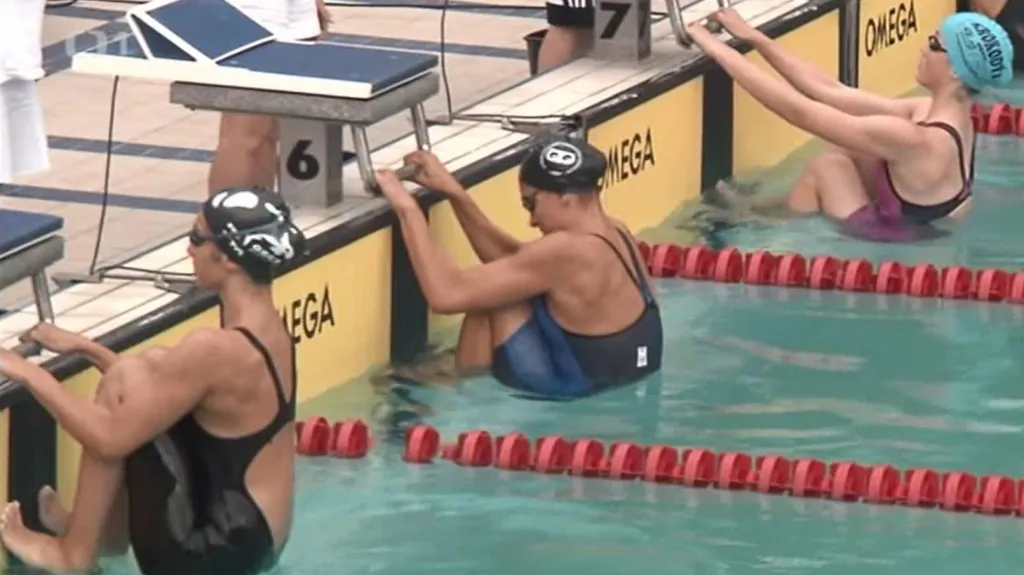 Začalo plavecké MČR