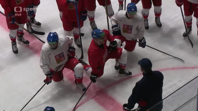 Po příletu Zachy s Pastrňákem se změní složení všech formací