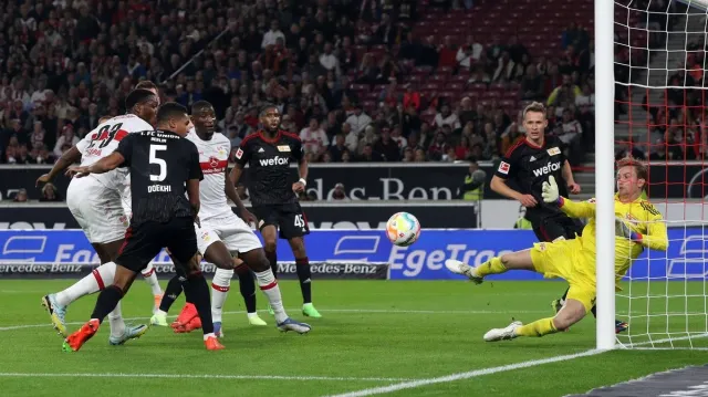 Union Berlín po výhře ve Stuttgartu vede německou ligu