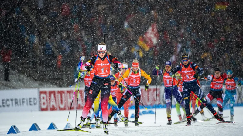 Štafeta biatlonistek v Östersundu