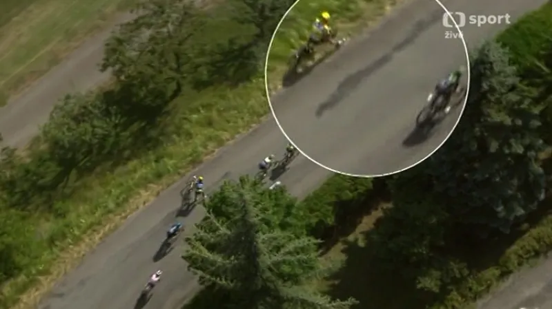 Pád Contadora a Frooma před cílem 16. etapy