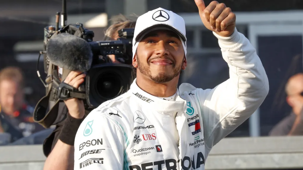 Hamilton si vyjel v Austrálii znovu pole position