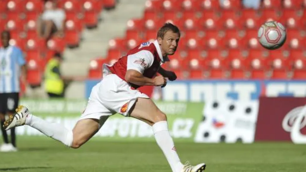 Stanislav Vlček střílí gól Mladé Boleslavi