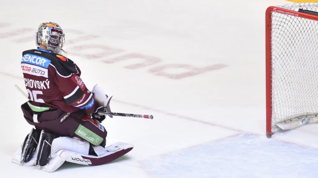 Skleslý brankář Sparty Matěj Machovský