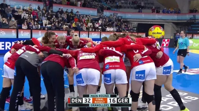 Dánky v duelu jistých čtvrtfinalistů rozdrtily Německo