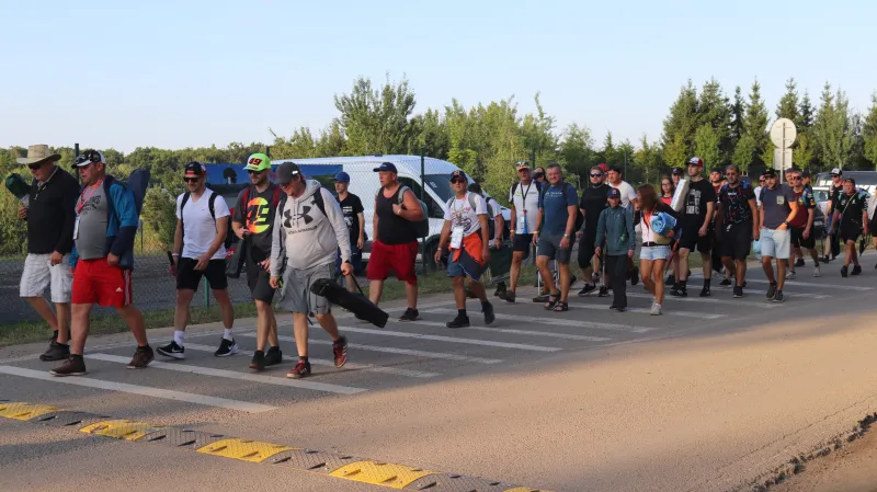Davy fanoušků začaly na Masarykův okruh proudit po šesté hodině ranní