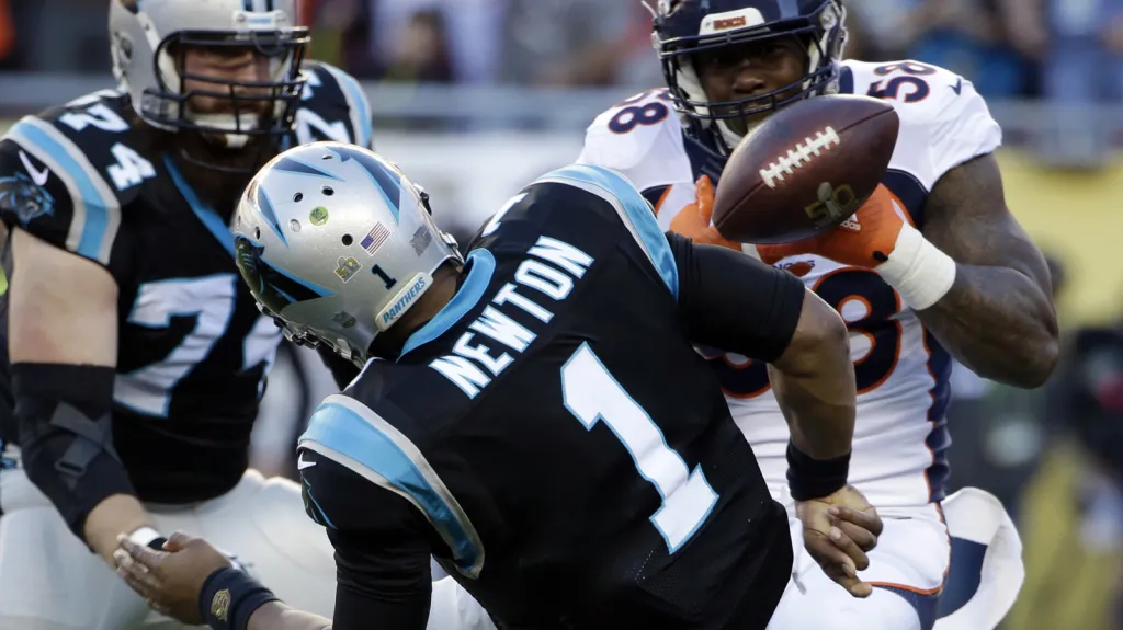 Utkání Carolina - Denver