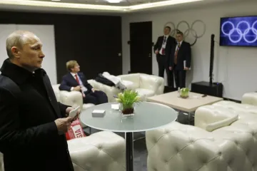Vladimir Putin sleduje začátek ZOH v Soči