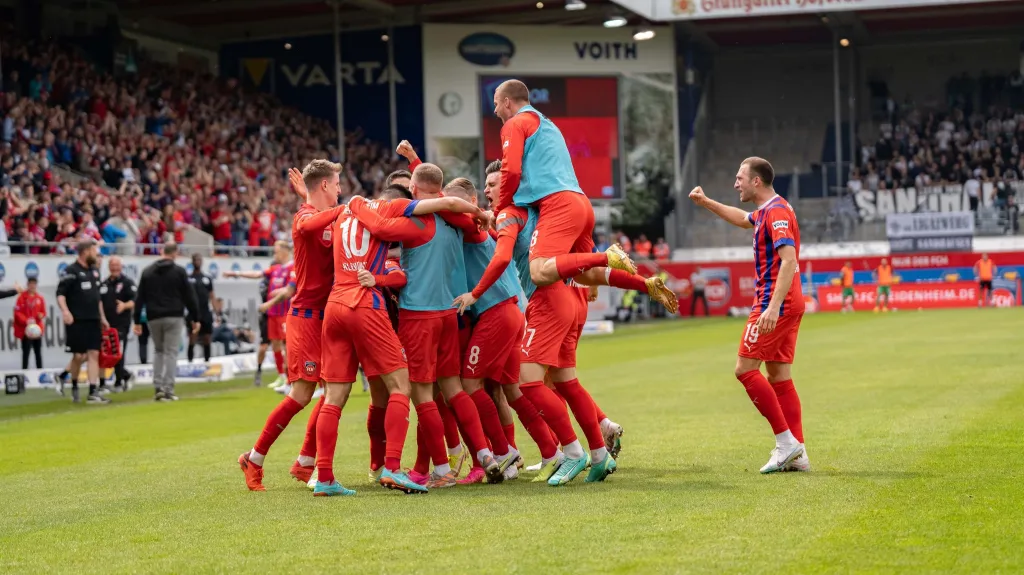 Fotbalisté Heidenheimu si v příštím ročníku zahrají nejvyšší německou soutěž