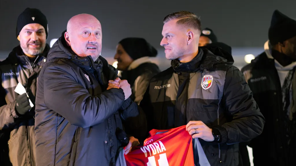 Generální manažer Plzně Adolf Šádek a Matěj Vydra