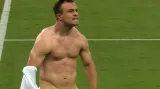 Gól v utkání Srbsko - Švýcarsko: Shaqiri - 1:2 (90. min.)