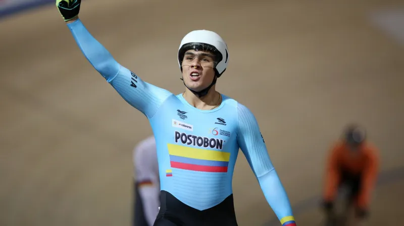 Velké finále keirinu mužů na MS