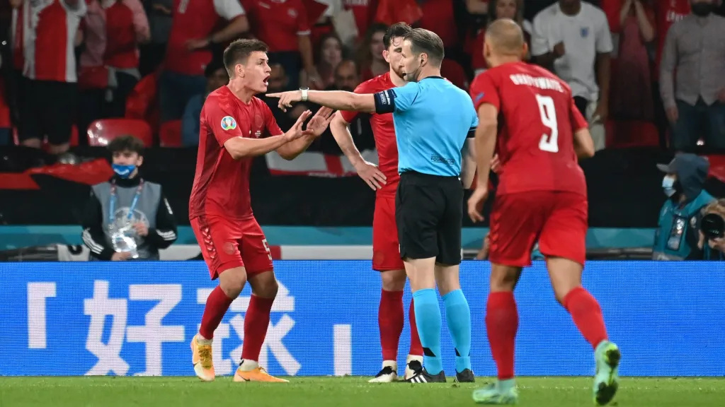 Dánští hráči nechápou rozhodnutí sudího