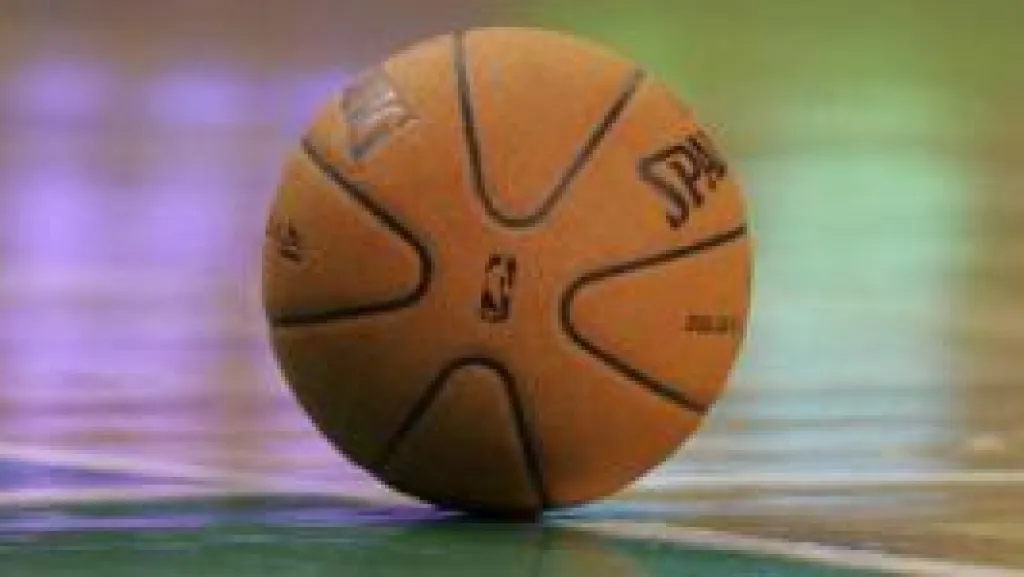 Basketbalový míč