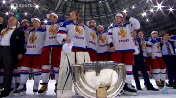 Poslední sekundy MS a předání medailí a poháru