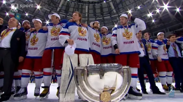 Poslední sekundy MS a předání medailí a poháru