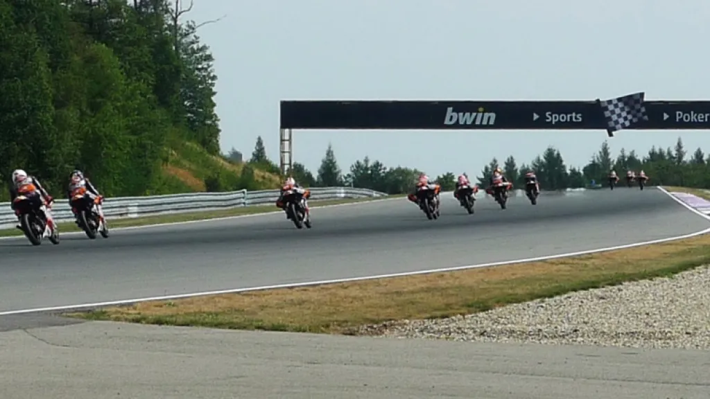 Souboj s chronometrem začíná