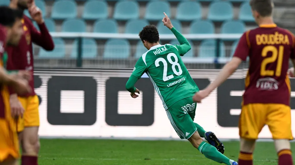 Hůlka slaví gól do sítě Dukly