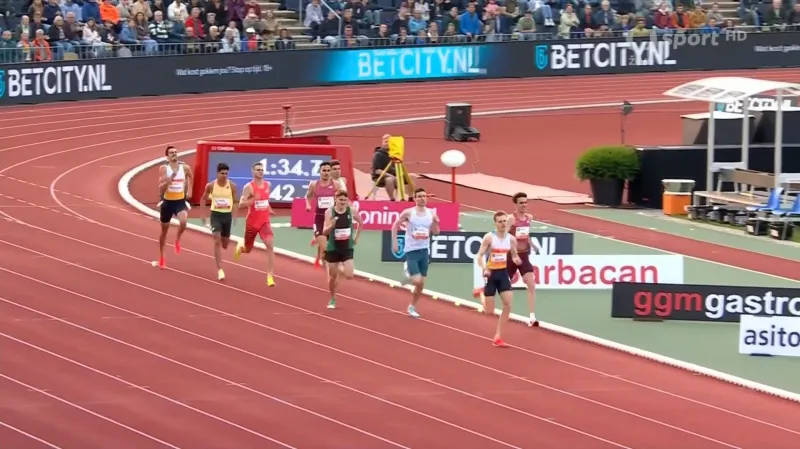 Běh na 800 metrů s Jakubem Dudychou