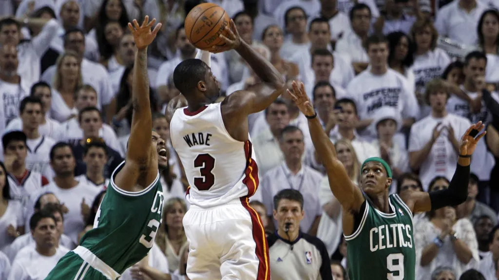 Dwyane Wade v utkání s Bostonem