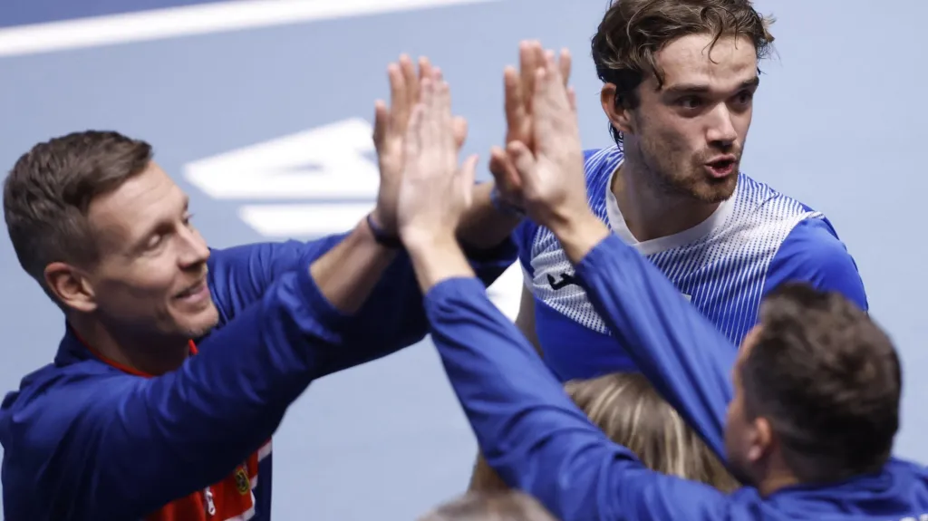 Tomáš Berdych na lavičce daviscupového týmu